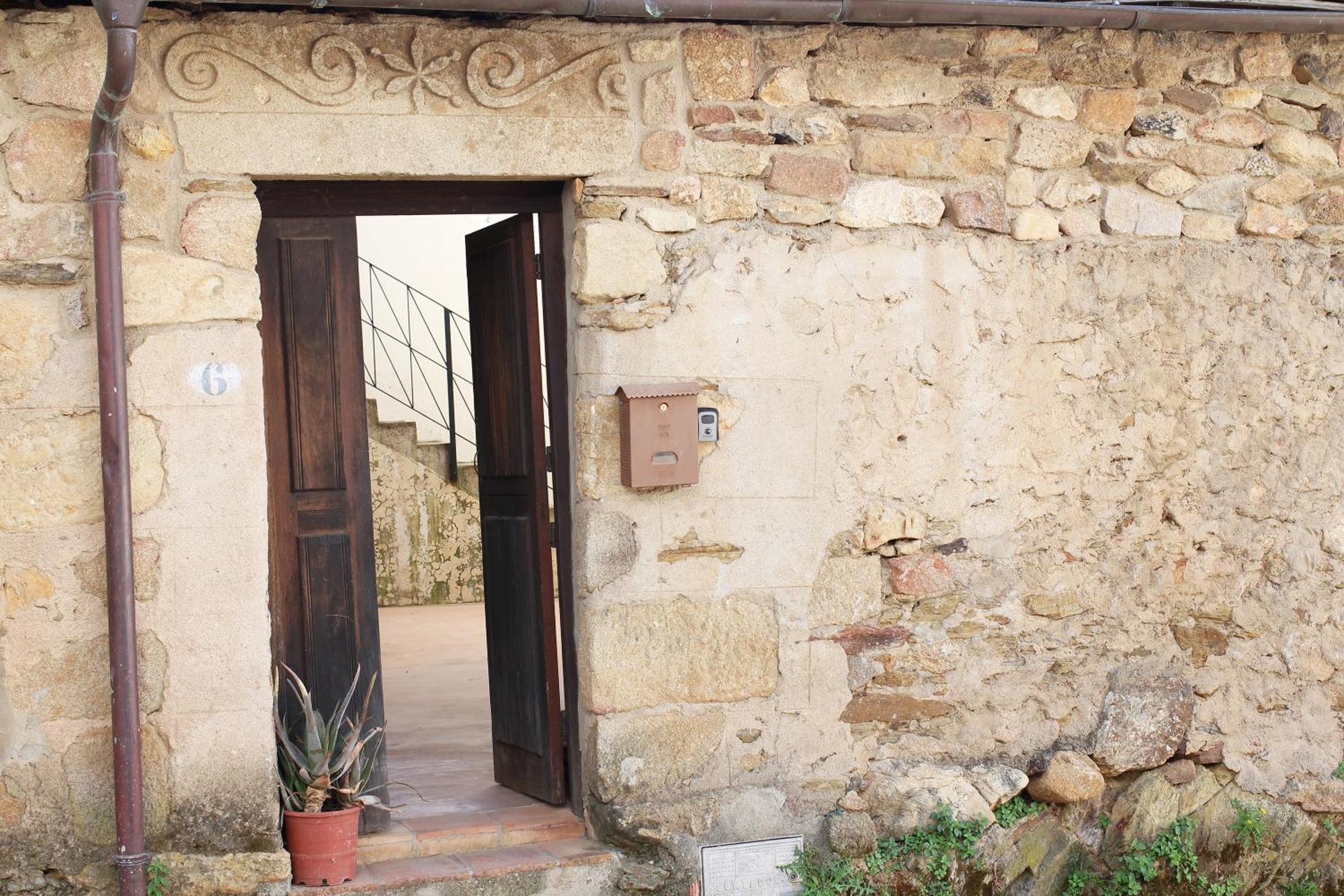 La Grulla Gris Guest House Perales del Puerto Exterior photo